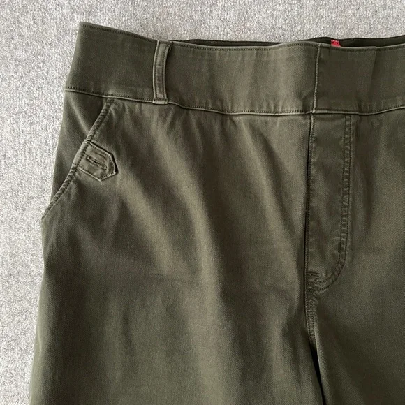 SPANX Stretch Twill Cropped Wide Leg Pants - Picture 2 of 5